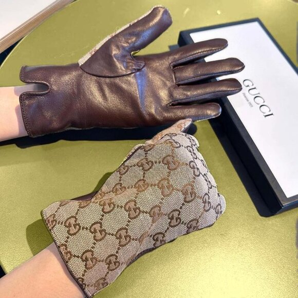 Gucci Brown GG Monogram Gloves - Picture 7 of 9